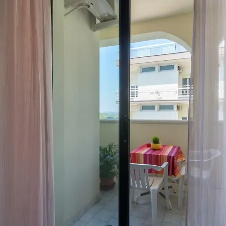 Aparthotel Baltic Cattolica